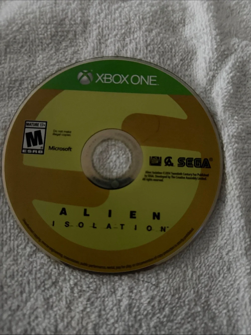 Microsoft Xbox One Alien: Isolation Game Disc - Yellow/Green Artwork
